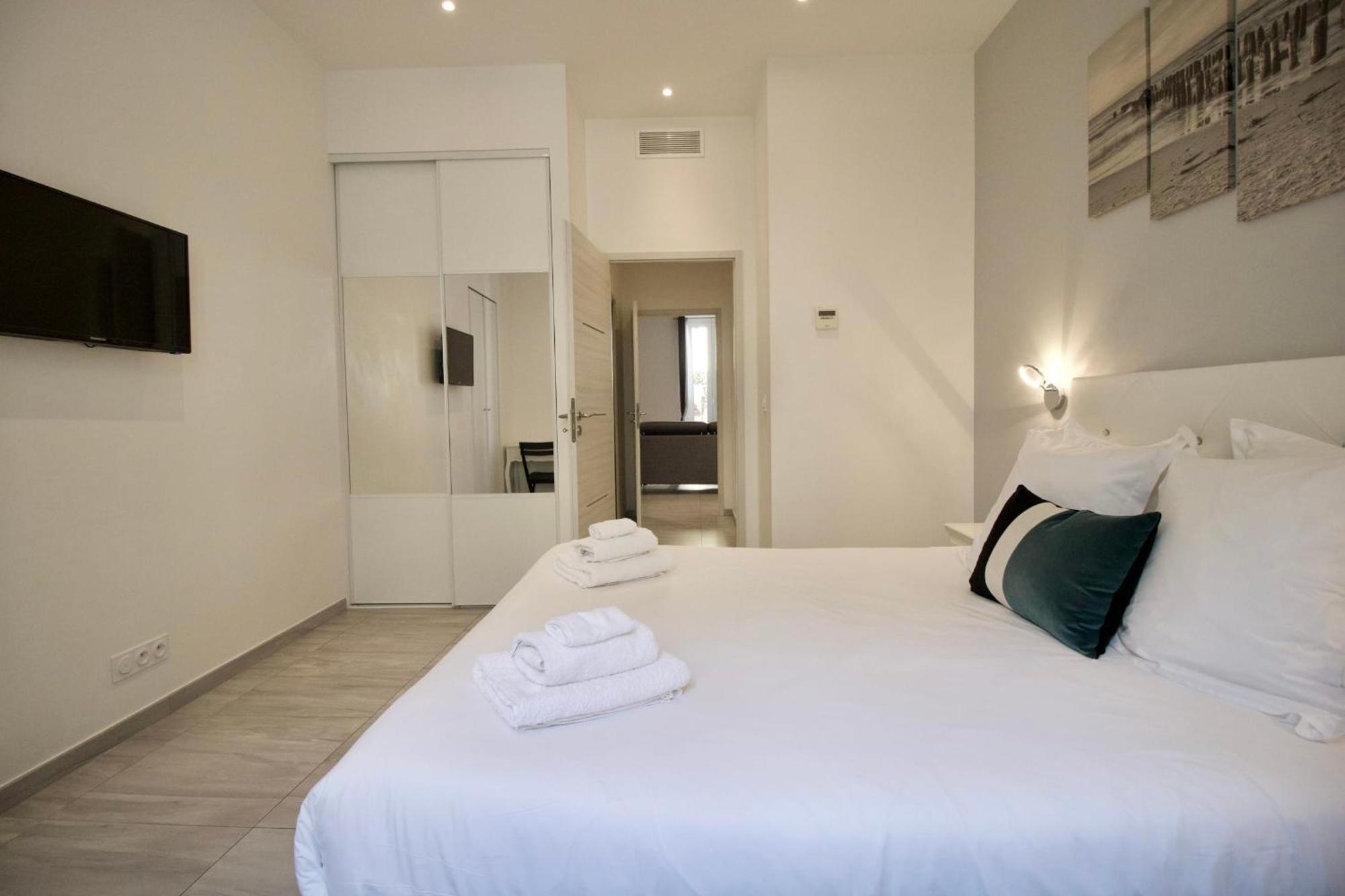 4 Bedrooms 4 Bathrooms Terrace 戛纳 外观 照片
